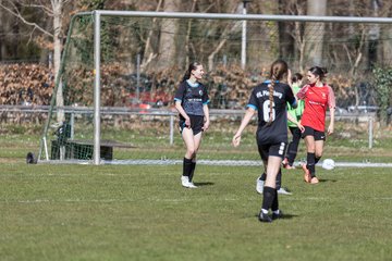 Bild 349 - wBJ VfL Pinneberg - Waldd�rfer SV : Ergebnis: 5:0